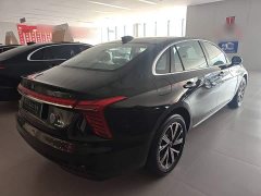 FAW Hongqi H5 PHEV 2025 130 Super Hybrid Edition - ფოტო 7