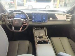 BYD Qin L DM-i Smart Drive Edition 120KM Superior - ფოტო 10