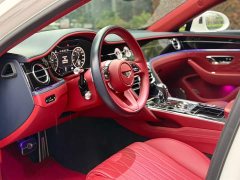 Bentley Flying Spur 4.0T V8 Mulliner - ფოტო 4