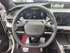 Changan Oushang Z6 Blue Whale 1.5T DCT Smart Leading City Edition - ფოტო 11