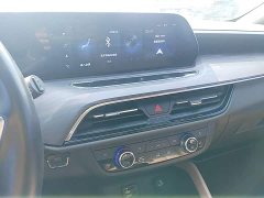 Buick GL6 323T Hybrid Connected Luxury - ფოტო 13