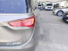 Buick GL6 323T Hybrid Connected Luxury - ფოტო 8