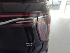 FAW Red Flag HQ9 PHEV 2.0T AWD Business Edition - ფოტო 8