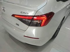 Honda Civic 2022 240TURBO CVT Dynamic Edition - ფოტო 8