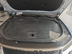 Li Auto ONE 2020 Extended Range 6-Seater - ფოტო 20