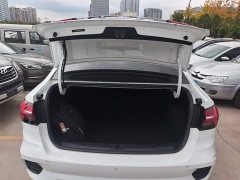 SAIC MG i5 2021 Facelift 1.5L CVT Diamond Edition - ფოტო 19