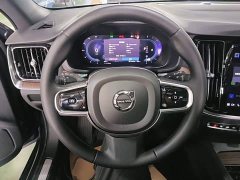 Volvo V60 B5 Zhiyuan Luxury Edition - ფოტო 11