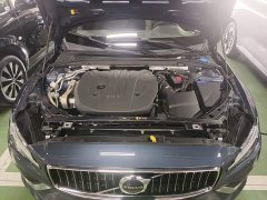 Volvo V60 B5 Zhiyuan Luxury Edition - ფოტო 20
