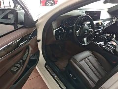 BMW 5 Series Facelift 525Li M Sport Package - ფოტო 16