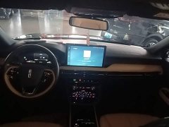 Lincoln Explorer 2.0T FWD Elegant Edition - ფოტო 10