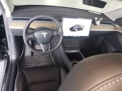 Tesla Model Y Long Range All-Wheel Drive - ფოტო 10