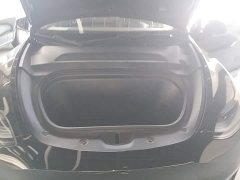 Tesla Model Y Long Range All-Wheel Drive - ფოტო 20