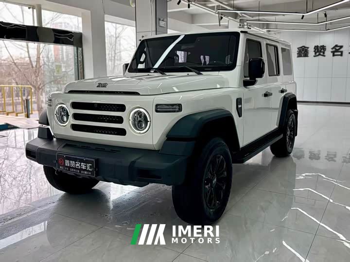 Mercedes-Benz 212 T01 2.0T Mechanic Edition - ავტომობილი ჩინეთიდან