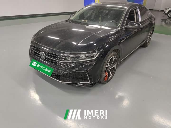 Volkswagen Passat 2023 Facelift 330TSI Starry Sky Elite - ავტომობილი ჩინეთიდან