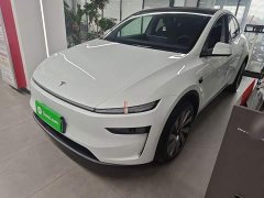 Tesla Model Y Rear-Wheel Drive - ფოტო 1