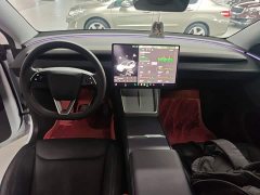 Tesla Model Y Rear-Wheel Drive - ფოტო 10