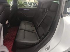 Tesla Model Y Rear-Wheel Drive - ფოტო 17