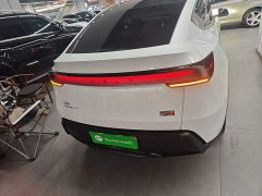 Tesla Model Y Rear-Wheel Drive - ფოტო 6