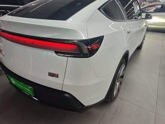 Tesla Model Y Rear-Wheel Drive - ფოტო 8