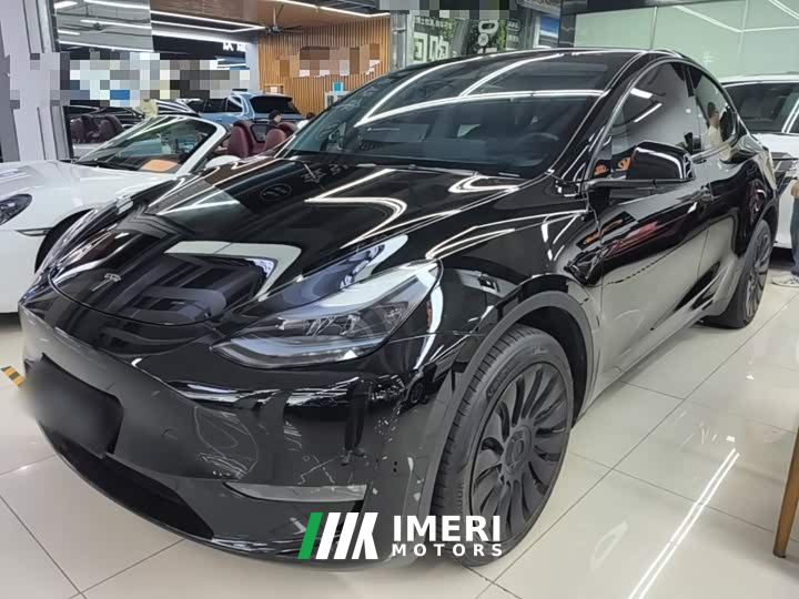 Tesla Model Y Facelift Long Range All-Wheel Drive