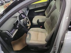 Volvo EX30 2025 Rear-Wheel Drive Extended Range Ultra - ფოტო 15
