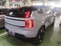 Volvo EX30 2025 Rear-Wheel Drive Extended Range Ultra - ფოტო 7