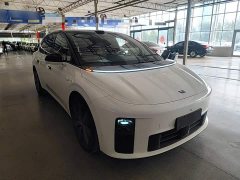 Li Auto i6 Four-Wheel Drive Standard Edition - ფოტო 4