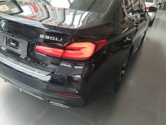 BMW 5 Series Facelift 530Li Luxury M Sport Package - ფოტო 8