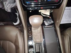 Volkswagen Viloran 2020 330TSI Luxury - ფოტო 14