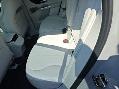 Mercedes-Benz EQE SUV 350 4MATIC Luxury - ფოტო 17