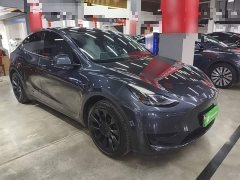 Tesla Model Y Rear-Wheel Drive - ფოტო 4
