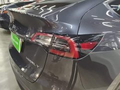 Tesla Model Y Rear-Wheel Drive - ფოტო 8