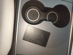 Tesla Model Y Rear-Wheel Drive - ფოტო 9