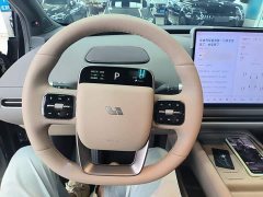 Li Auto i6 Four-Wheel Drive Standard Edition - ფოტო 11