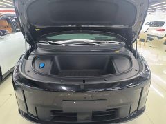 Li Auto i6 Four-Wheel Drive Standard Edition - ფოტო 20