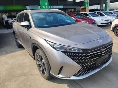SAIC MG RX5 1.5T Superior Edition - ფოტო 4