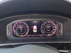 Volkswagen Passat 330TSI Luxury - ფოტო 12