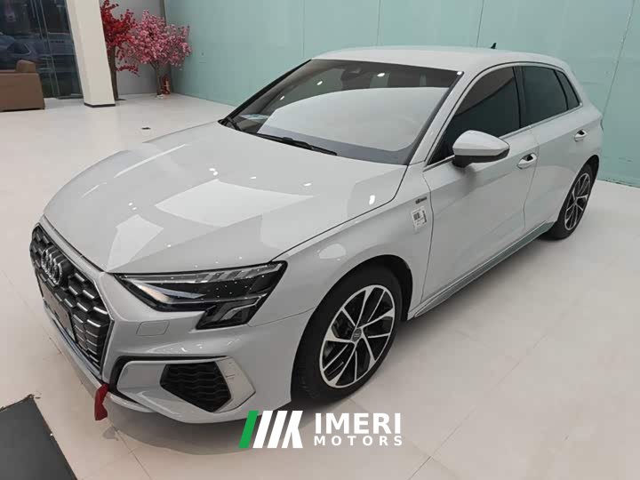 Audi A3 2021 Sportback 35 TFSI Sport - ავტომობილი ჩინეთიდან