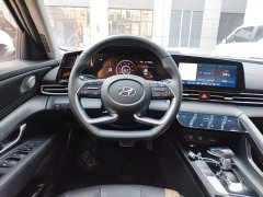 Hyundai Elantra 1.5L CVT GLX Elite - ფოტო 11
