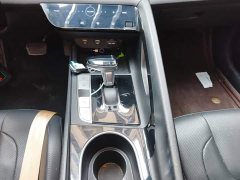Hyundai Elantra 1.5L CVT GLX Elite - ფოტო 14
