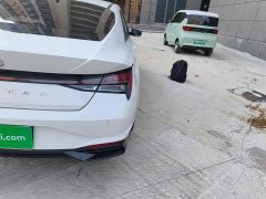 Hyundai Elantra 1.5L CVT GLX Elite - ფოტო 8
