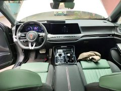 FAW Red Flag H9 2.0T Two-Wheel Drive Qi Chang Private Enjoyment Fashion Edition 5-Seater - ფოტო 10