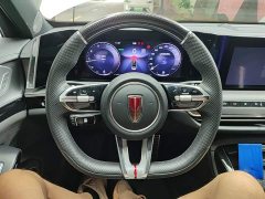 FAW Red Flag H9 2.0T Two-Wheel Drive Qi Chang Private Enjoyment Fashion Edition 5-Seater - ფოტო 11