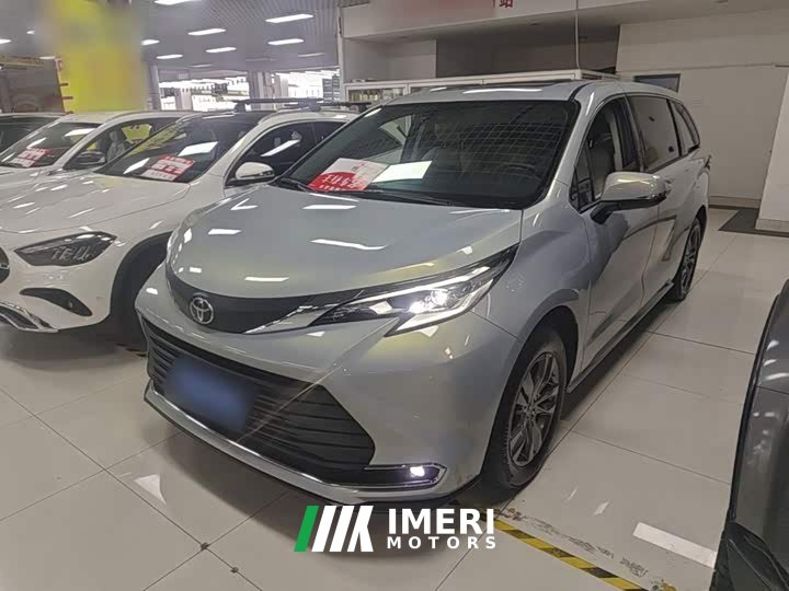 Toyota Sienna 2.5L Hybrid FWD Comfort - ავტომობილი ჩინეთიდან