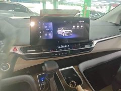 Toyota Sienna 2.5L Hybrid FWD Comfort - ფოტო 13