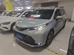 Toyota Sienna 2.5L Hybrid FWD Comfort - ფოტო 2