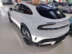 Xiaomi YU7 Four-Wheel Drive Max Edition - ფოტო 5