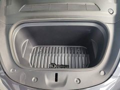 Tesla Model Y Rear-Wheel Drive - ფოტო 20