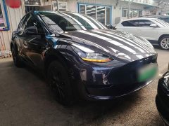 Tesla Model Y Rear-Wheel Drive - ფოტო 4