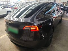 Tesla Model Y Rear-Wheel Drive - ფოტო 7